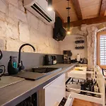 Magical Oasis For Two In Old Town Apartamento