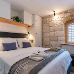Magical Oasis For Two In Old Town Apartamento