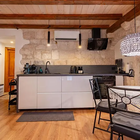 Διαμέρισμα Magical Oasis For Two In Old Town